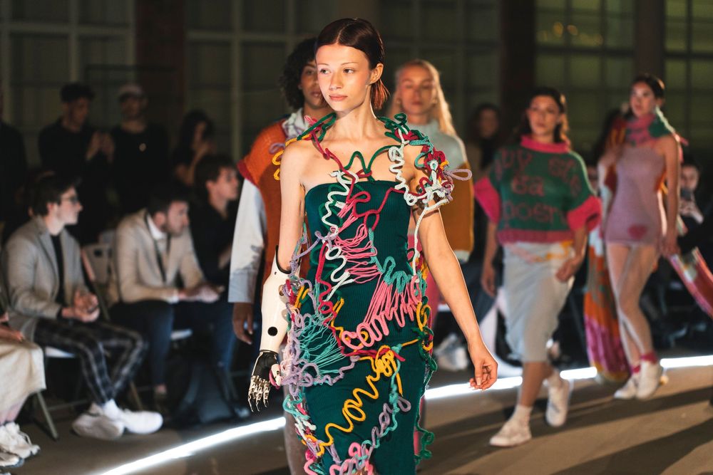 Fashion show bez mola a židlí: Zlin Design Week vás vtáhne do samotného zákulisí přehlídky