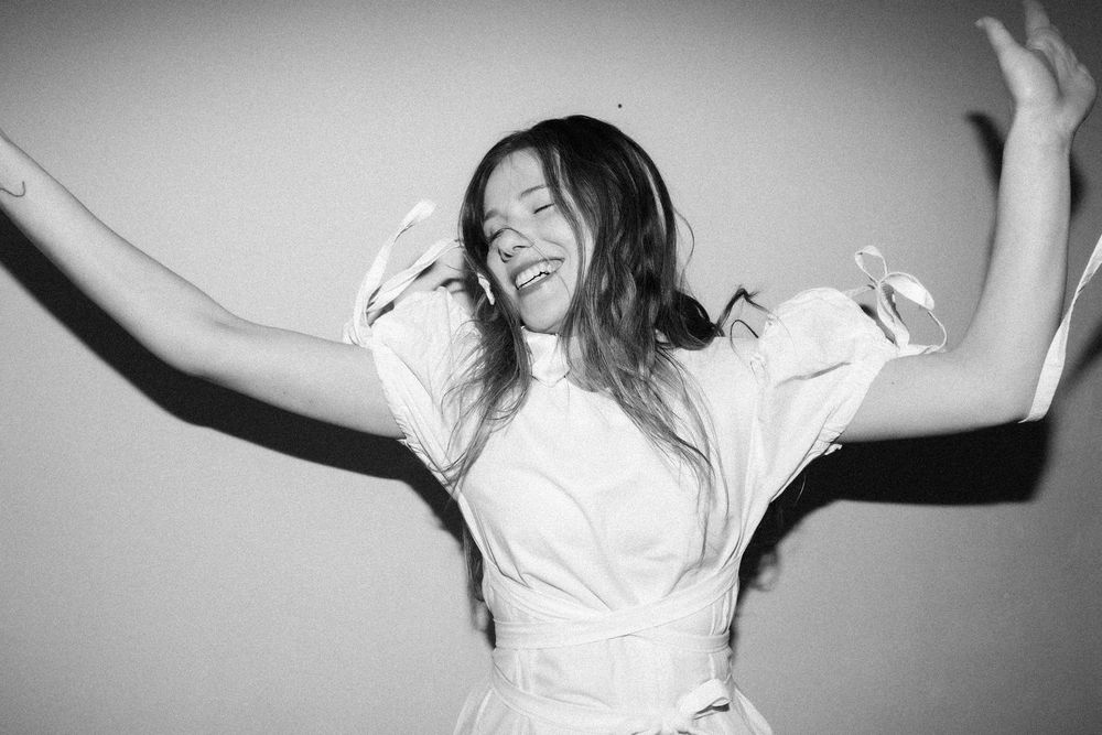 Anna Vaverková láká na nové album singlem Nanana: Budeme to dělat, dokud si to budeme užívat!