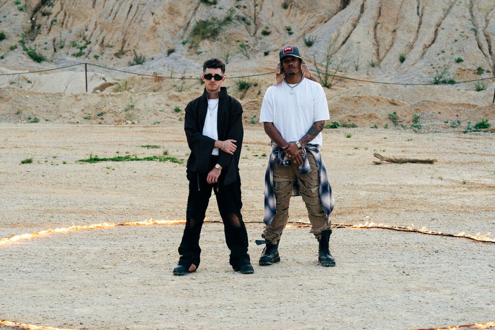 Toby Romeo a Ben Cristovao: Fire