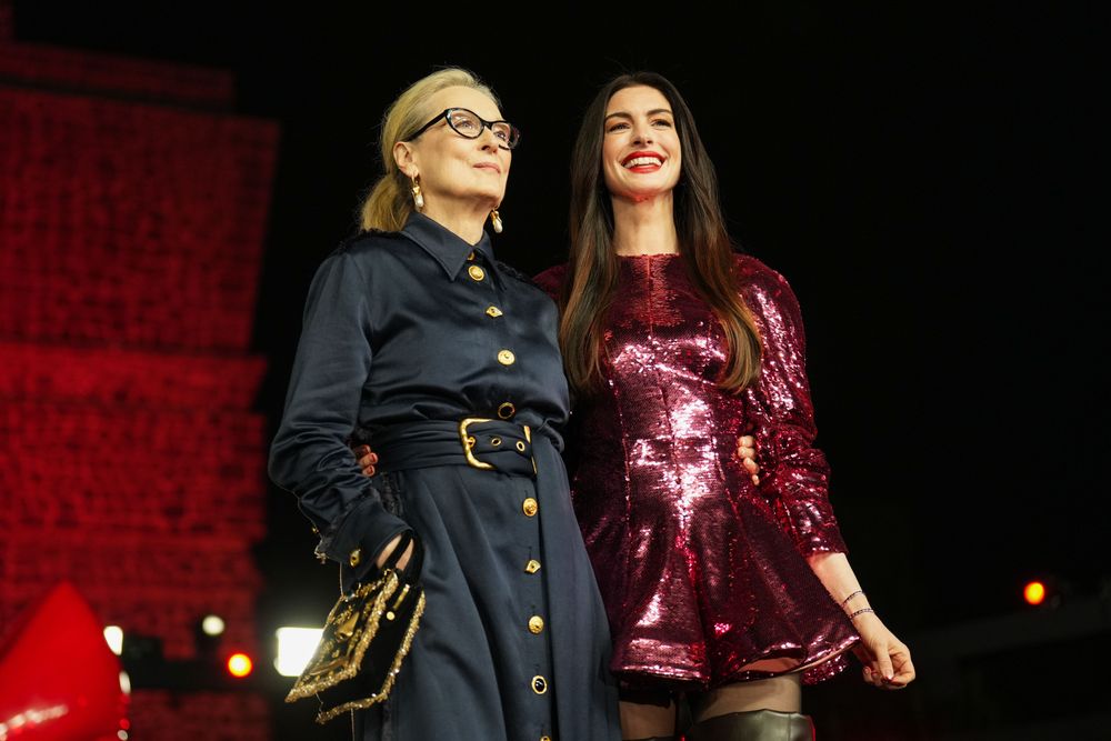 Ďábel nosí Pradu 2: Meryl Streep a Anne Hathaway zahájily světové turné v Mexico City
