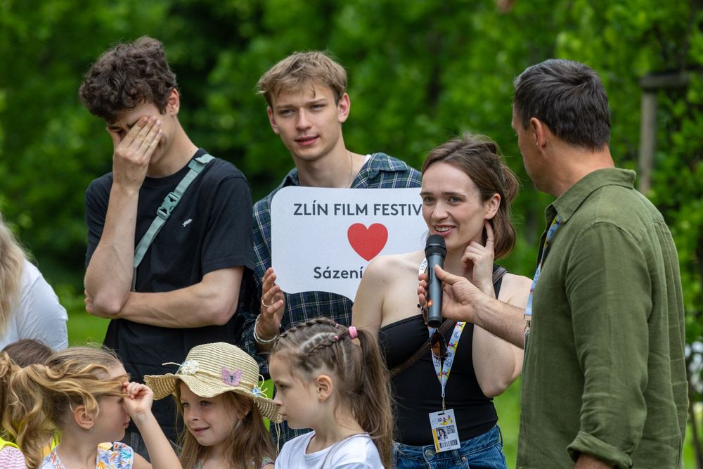 Zlín Film Festival 2026: 300 filmů, 57 zemí a tváře, které znáš z TikToku i obrazovky