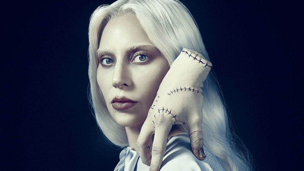 Lady Gaga jako Rosaline Rotwood - první foto k Wednesday a singl Dead Dance