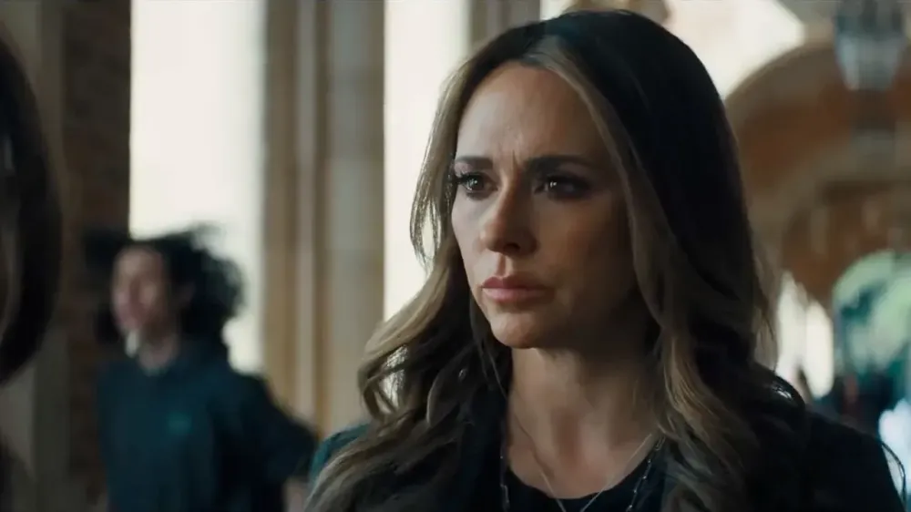 Jennifer Love Hewitt jde ve stopách hororové legendy