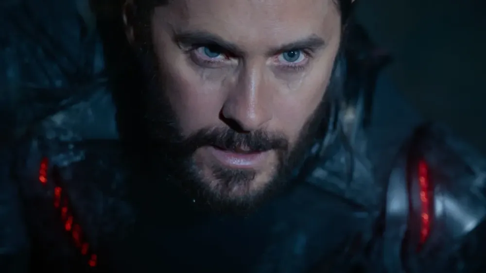 TRON: ARES – Premiéra 9. října a hvězdné obsazení: Jared Leto a Jeff Bridges mění sci-fi svět