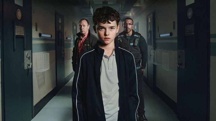 Adolescence se stalo druhým nejpopulárnějším anglicky mluveným seriálem