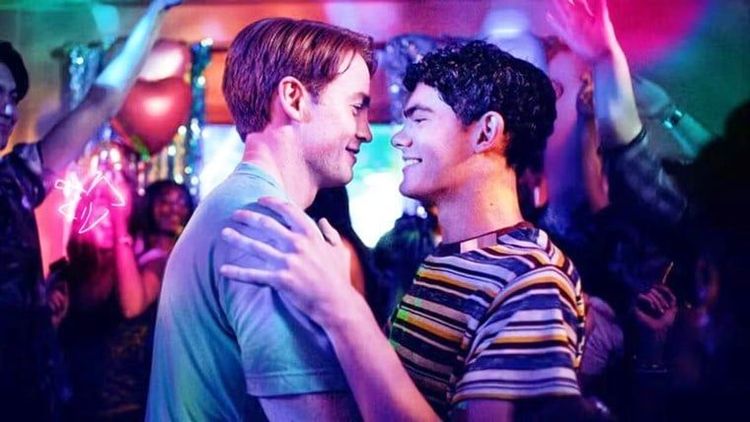 Navždy srdcerváči: trailer na poslední film Heartstopper konečně odhalil osud Nicka a Charlieho