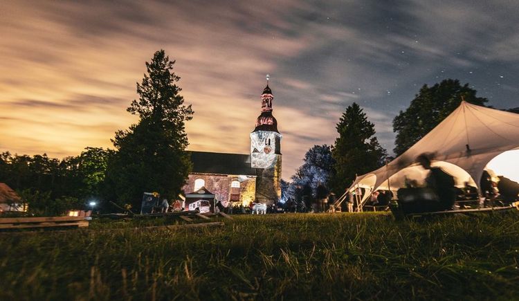 Boomerova zpráva o generacích X.Y.Z.